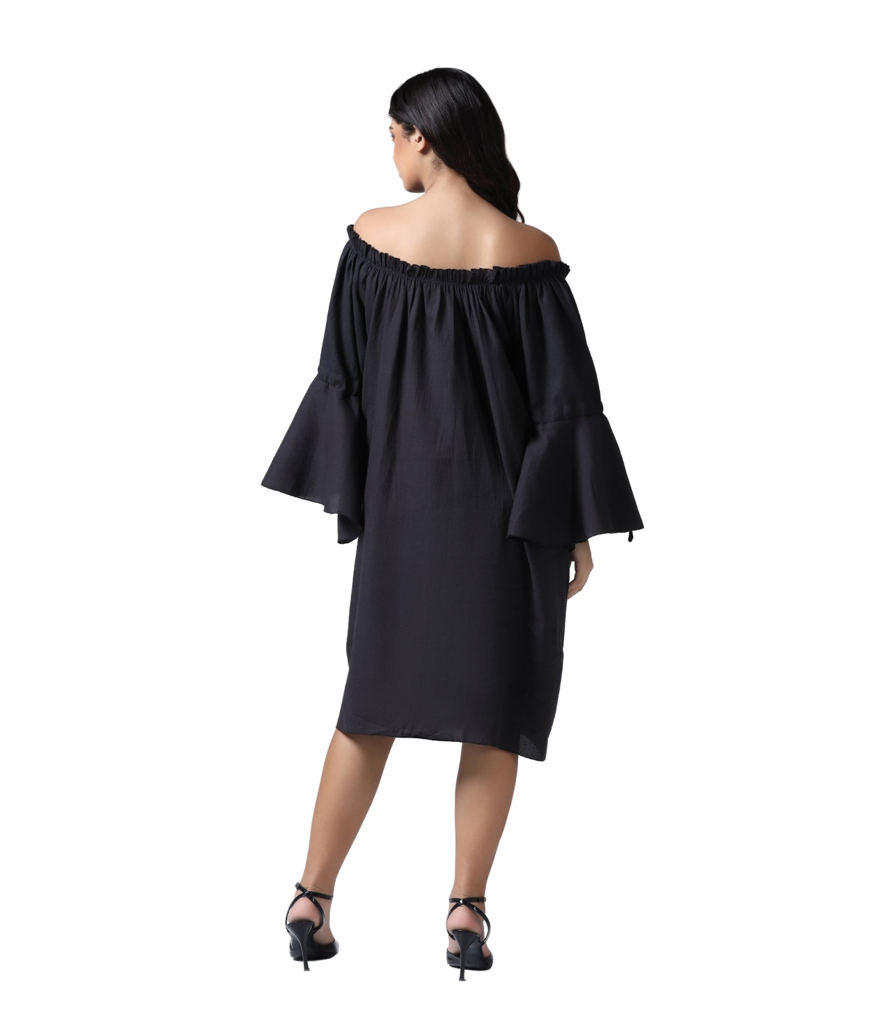 dress Easto Garments