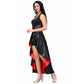 langer, umkehrbarer und überlappender Rock aus rotem und schwarzem Stoff, kombiniert mit dem schwarzen, taillierten Kleid
